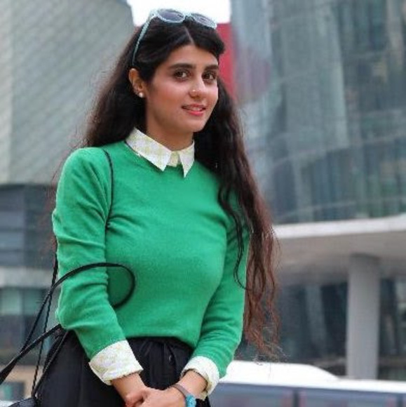 Meet your Posher, Arezo - Picture 1 of 1